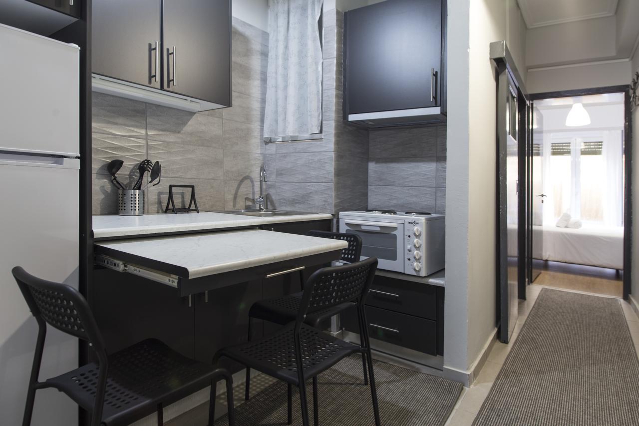 Petite Apartment เอเธนส์ ภายนอก รูปภาพ