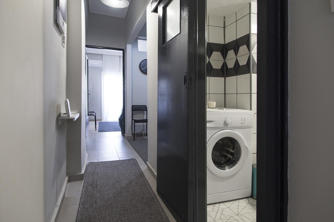 Petite Apartment เอเธนส์ ภายนอก รูปภาพ